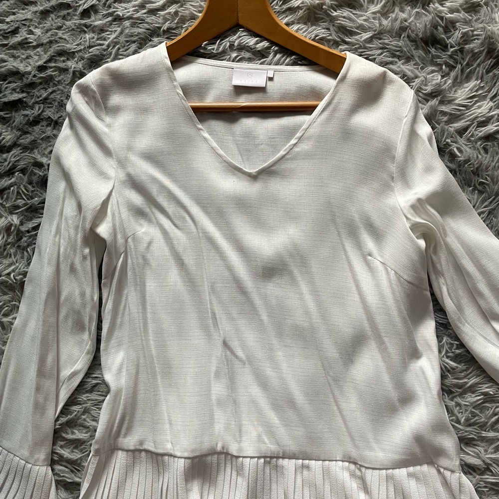 Elegant White Long Sleeve Blouse